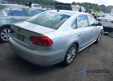 2013 Volkswagen Passat 2.5L Sel Premium from USA, damaged, VIN 1VWCP7A36DC131168